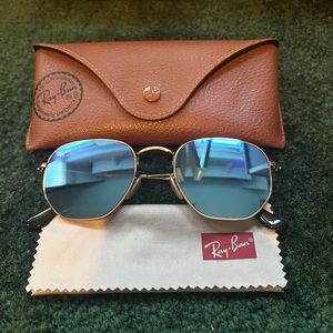 Ray-Ban Hexagonal Flat Sunglasses